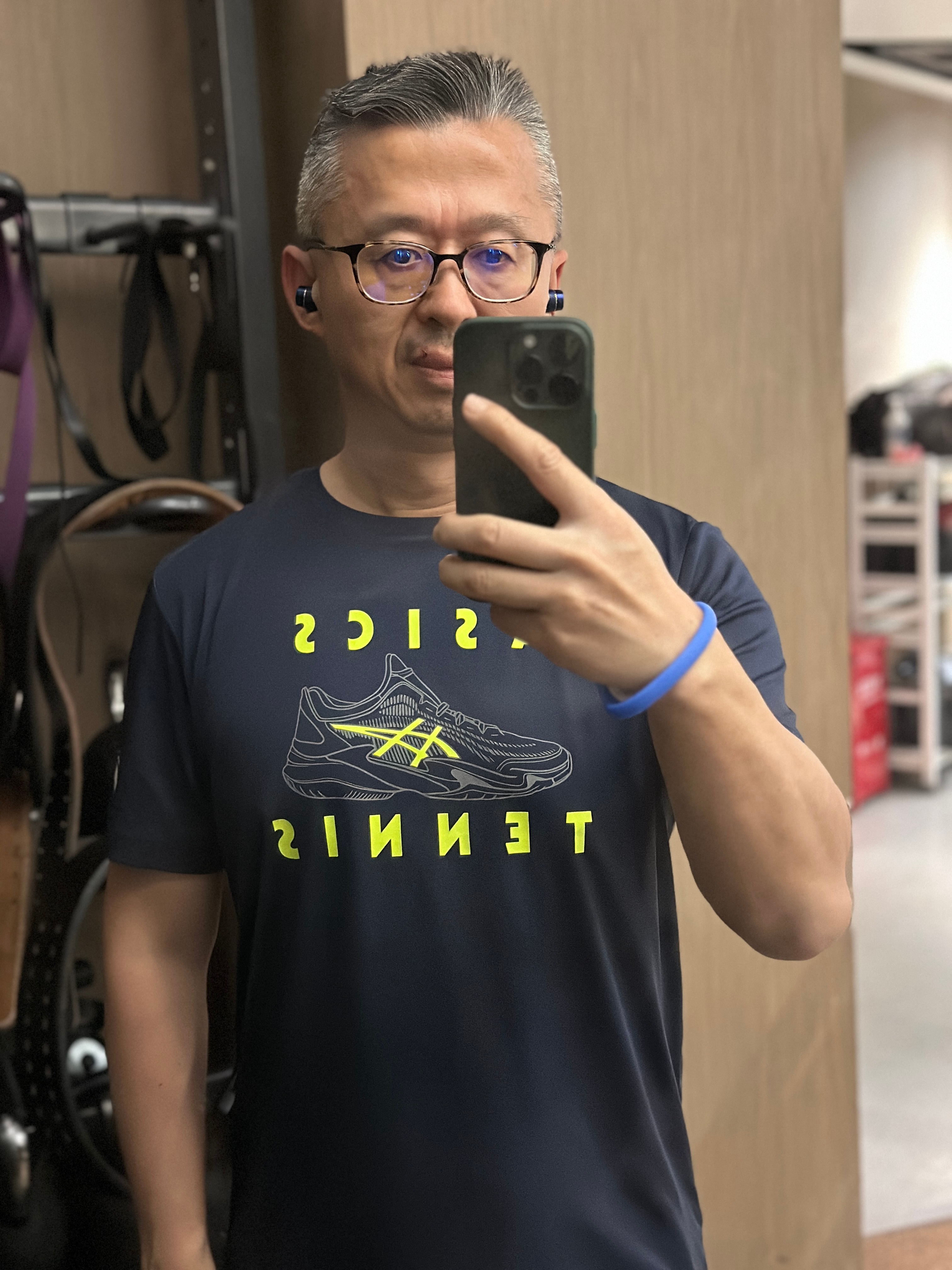 那么今天当然要这样过了——早起在两个铁粉群接收到两大波祝福[老师好]上午看杨瀚森