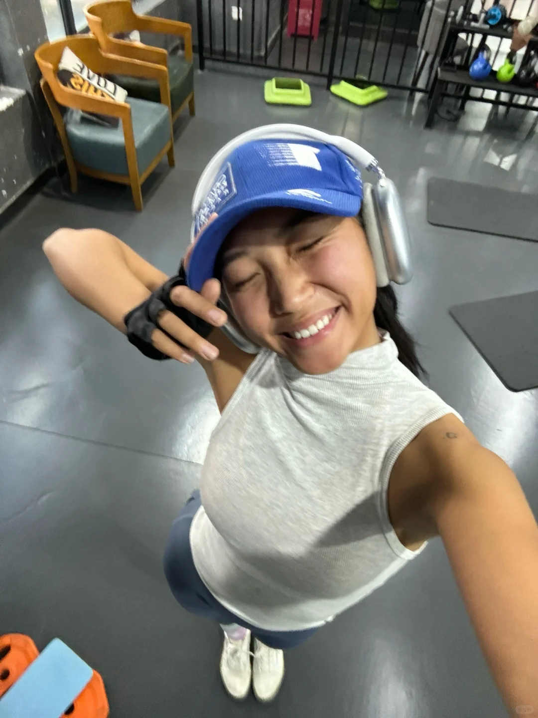 小女不才💪🏾上肢全靠划水
