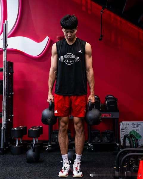 张博源备战新赛季张博源NCAA中国男篮
