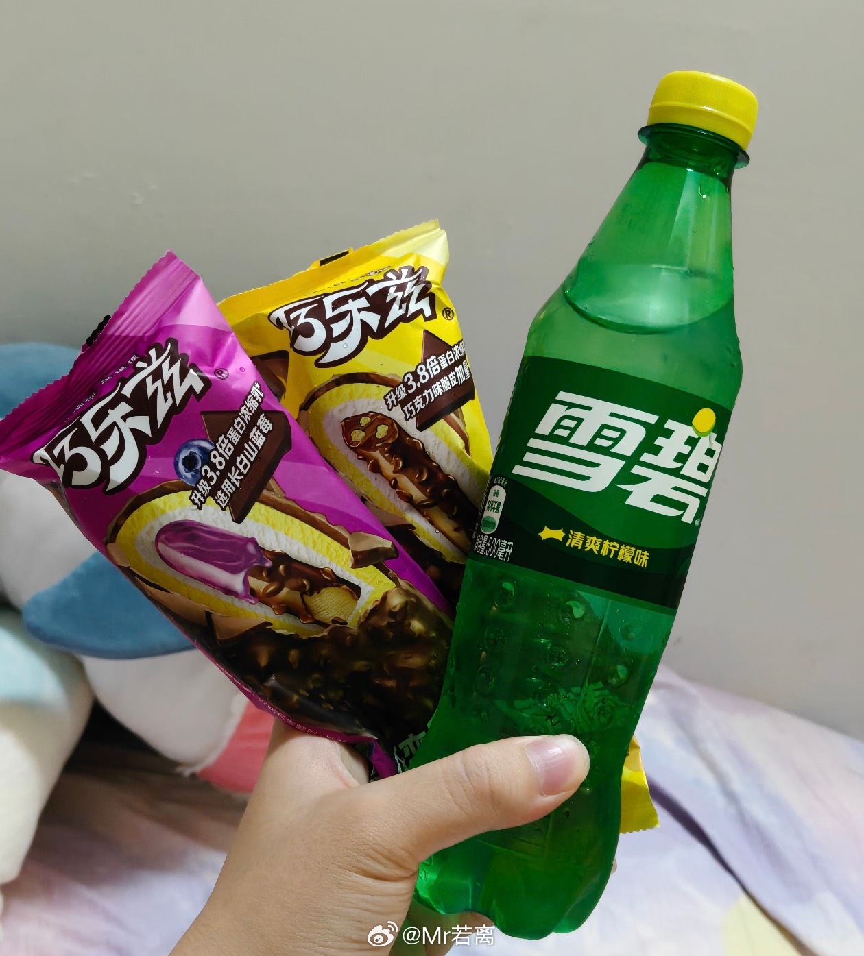 知道今年为什么这么热吗？因为这个世界上又少了一座雪峰