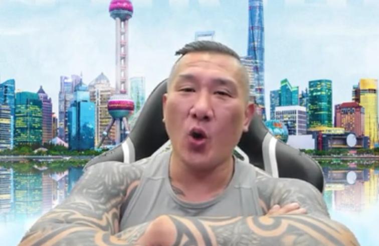 馆长快撑不住了！
对抗民进党生意差，
想做大陆品牌求支持


馆长这回是真遇到难