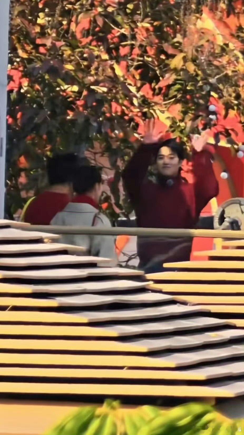 魏大勋男模爆改男大 这波爆改我给满分，节目组继续保持这个水准 