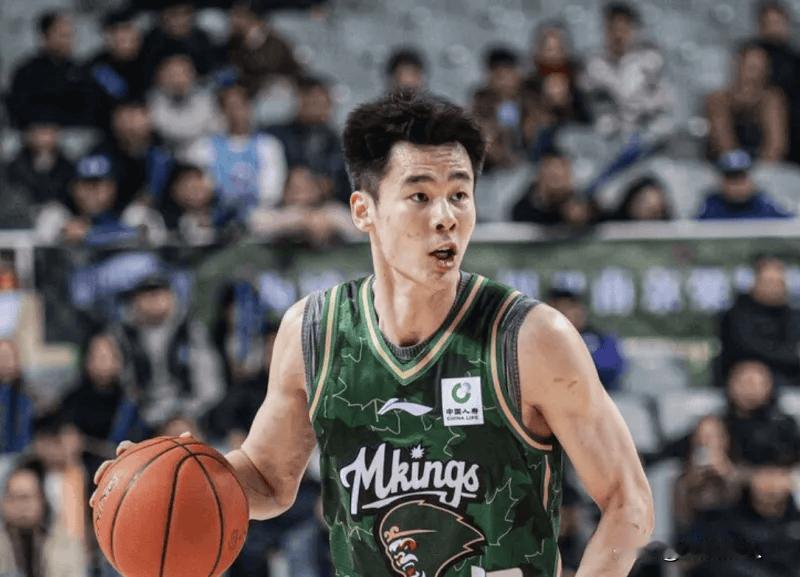 郭昊文状态回落太厉害了，失误比助攻还多




郭昊文面对宁波，全面失准，投篮1