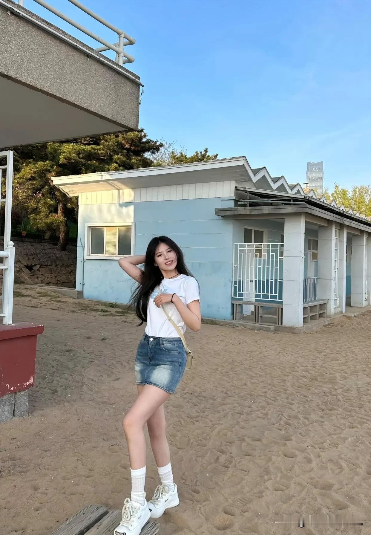 地上怎么这么多沙子