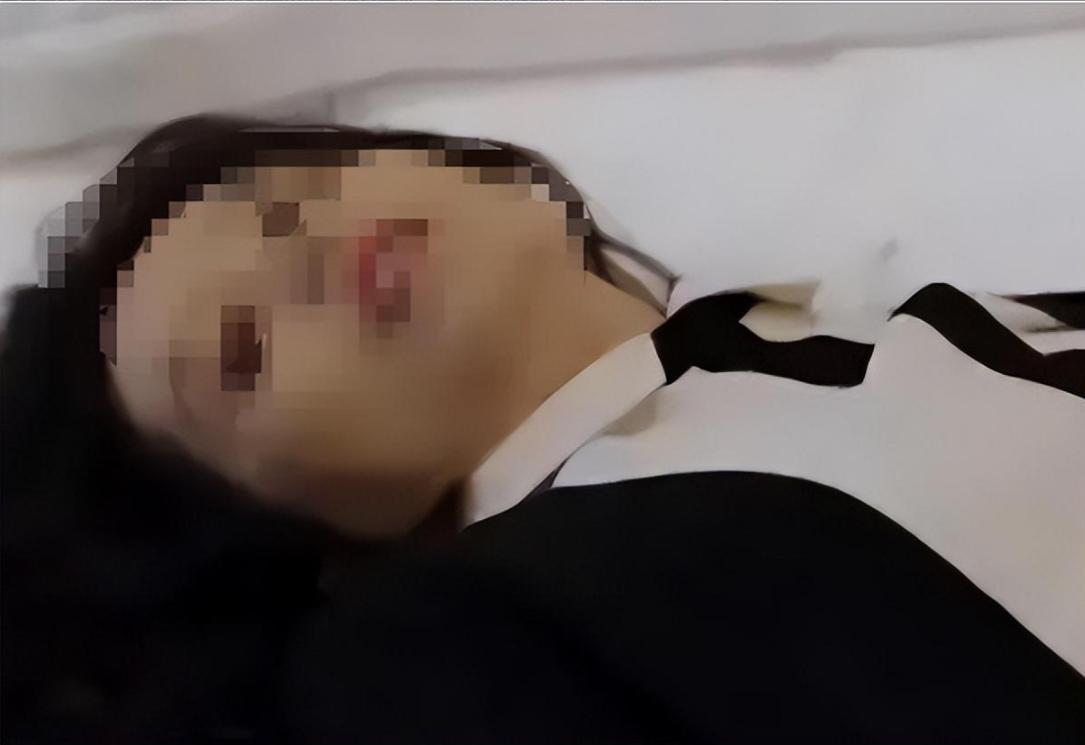 安徽滁州程女士在清吧聚会时，遭陌生男子韩某肢体骚扰后被暗中投放含西地那非的药剂，