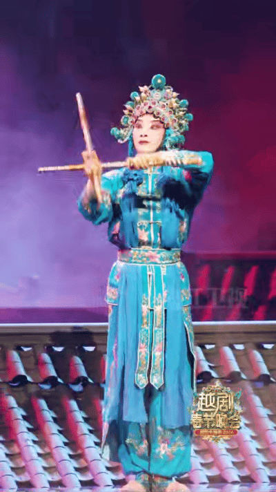 第一次看到玩得这么花的春晚浙江卫视越剧春晚 谁能想到越剧春晚这么会整活，把传统功