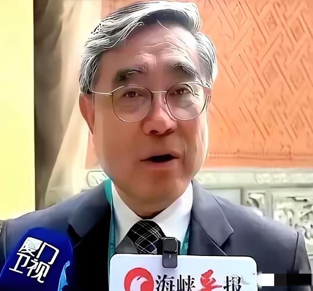 台湾新党主席吴成典：台湾同胞参与中华民族伟大复兴，才对得起‘中国人’的身份。台湾