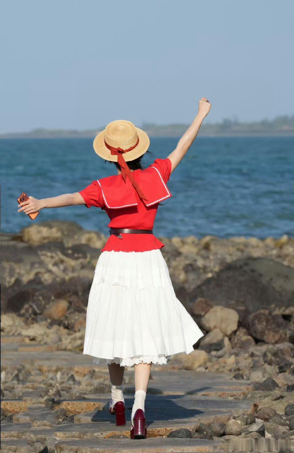 沈月个人工作室 哇塞这算是生日的惊喜之一了吧！！生日快乐姐姐 