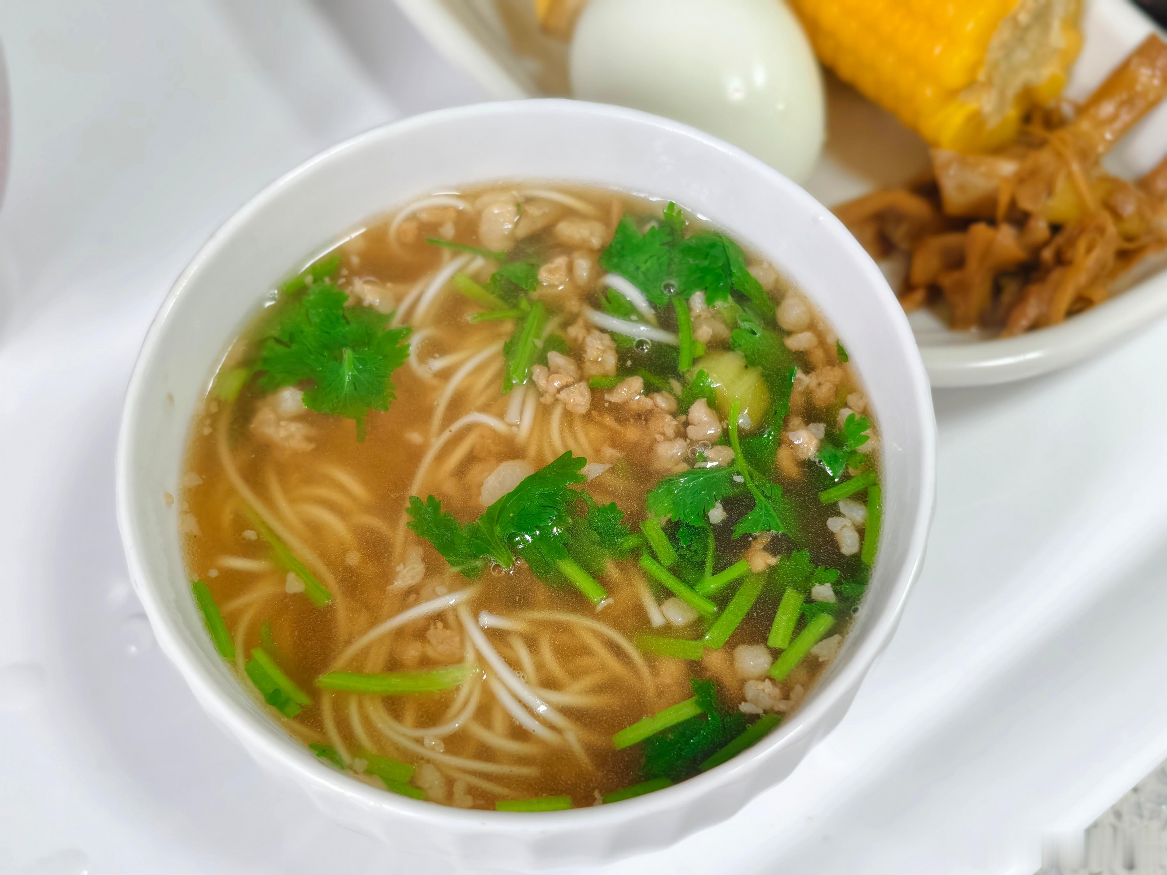 今日早餐脸没洗，油没擦就走了苹尝味道大美日常