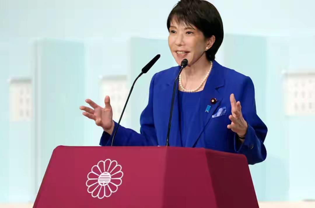 高市早苗终于回应了！
她很不服气！
质问中国凭啥只针对日本？

几天前，中国做出