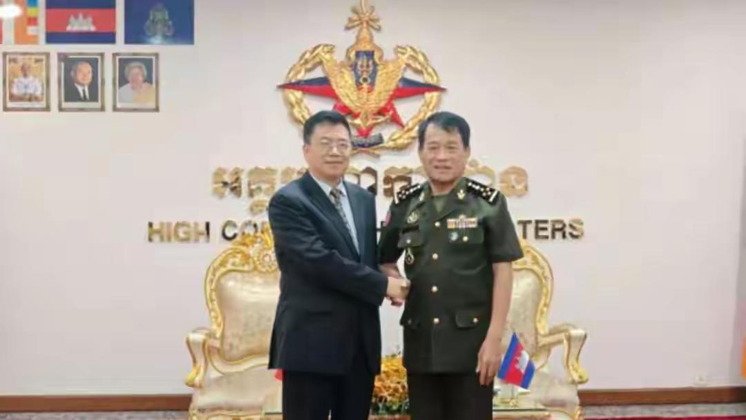 面对泰柬两国冲突，中方派出特使调停，短短两句话，全是门道