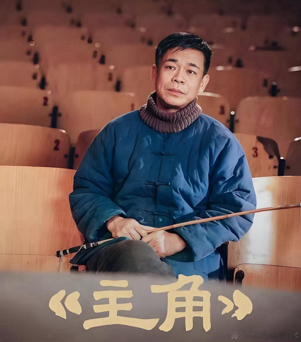 苟师年轻时候 非洲地平线上升起的旦⚔️参演《萍踪侠影》饰演云重，古装武戏从容驾驭