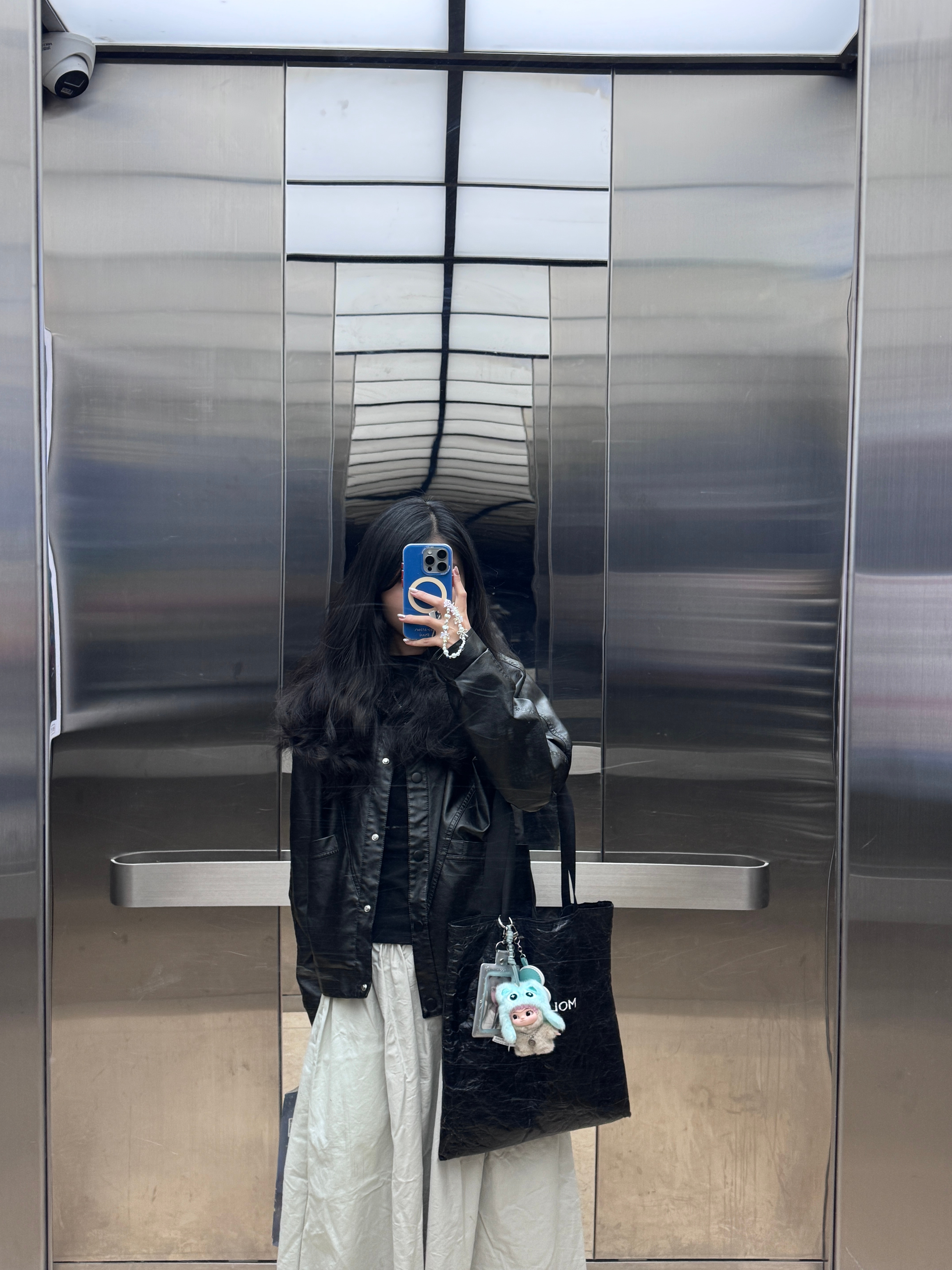 出门找朋友恰个饭独加记一