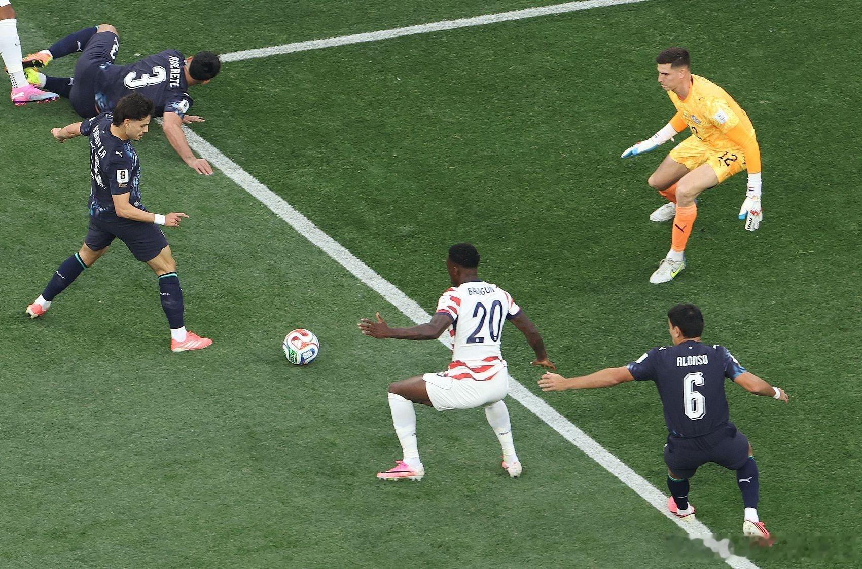 - 🚨历史重演！巴拉圭7分钟乌龙，复刻18年前尴尬！- 2026世界杯，巴拉圭