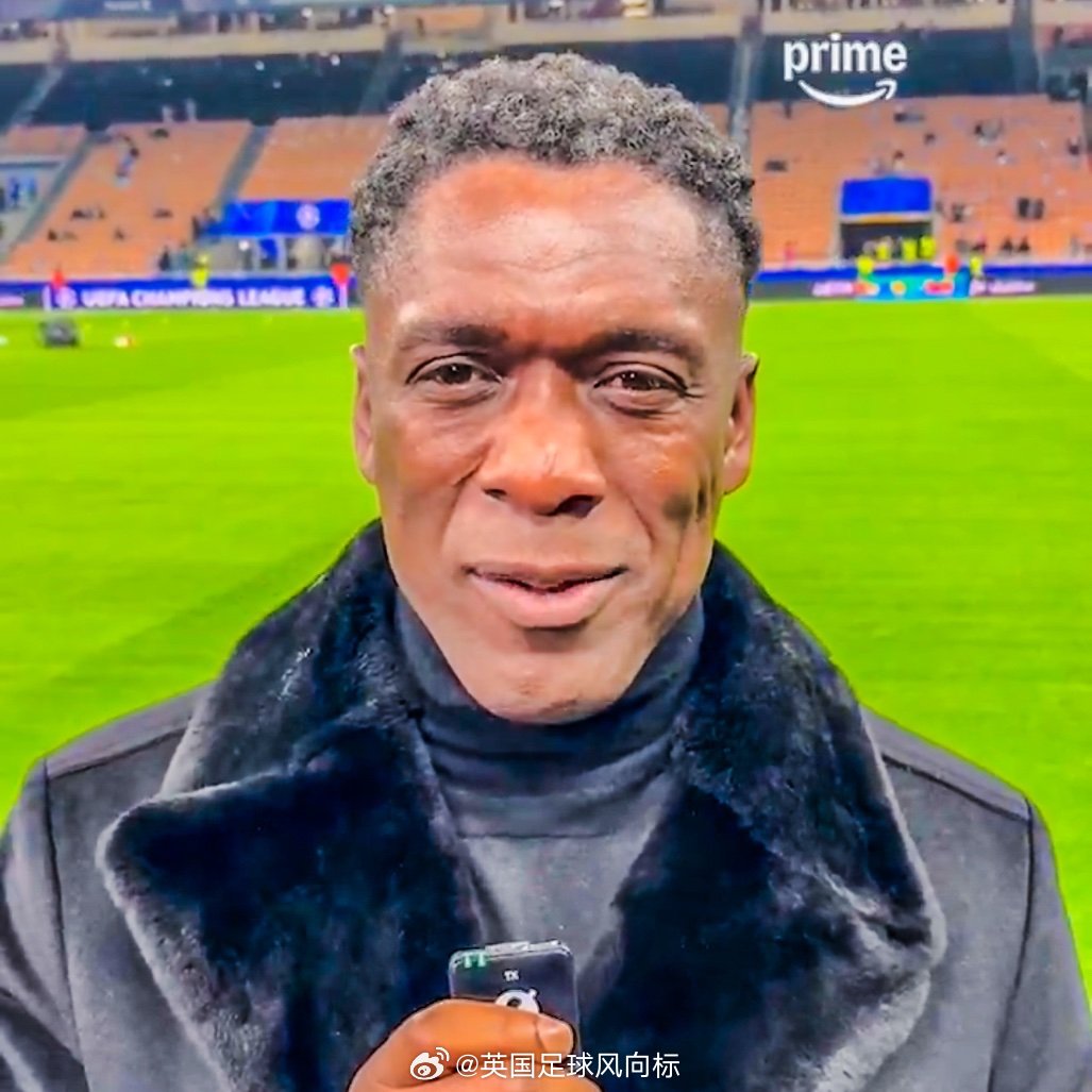 【欧冠大神老态明显】现年49岁的前荷兰国脚中场，曾经为阿贾克斯、皇马和AC米兰都