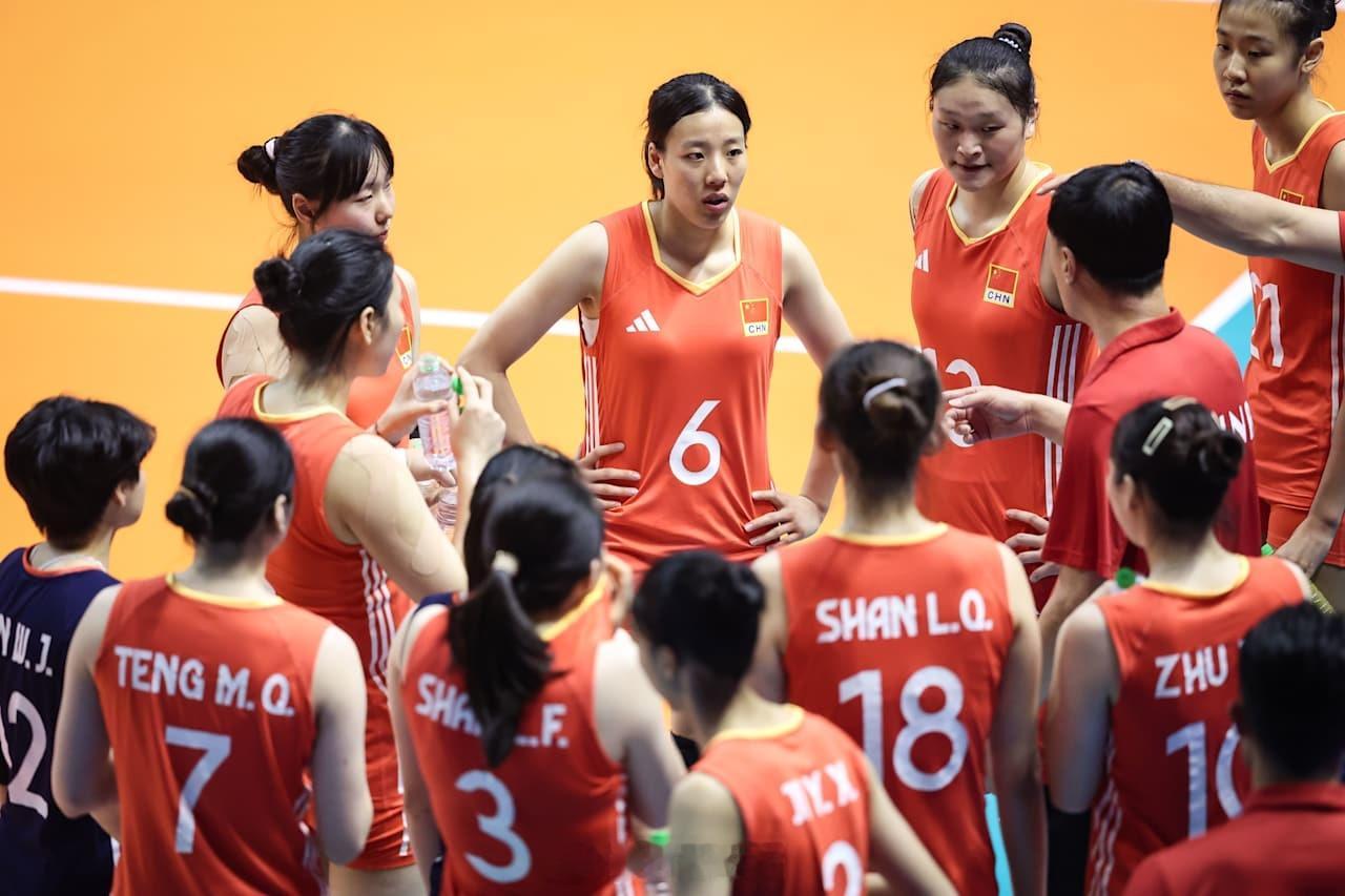 U21女排世锦赛，五六名争夺，第三局我们25比23取胜，双方轮流坐过山车，我们前