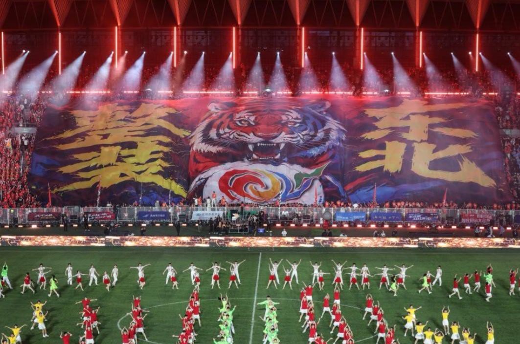 新华社：东北城市足球联赛“东北超”在辽宁、吉林、黑龙江、内蒙古同步打响揭幕战。参