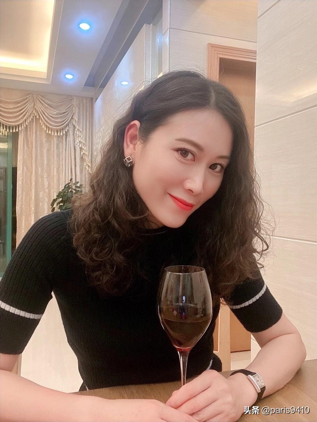 慢一点，人生那么长不必慌张，学会跟自己相处，很多时候我们都是被欲望盖住了，是满足