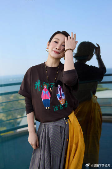 秦海璐一分钟情绪三种转变《我，许可》里的角色映照无数平凡母亲，被生活消磨自我，却