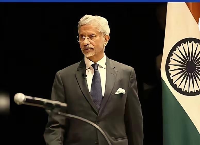 印度外长苏杰生表态说，
要是中国动武解决台湾问题，印度会根据边境情况调整态度。