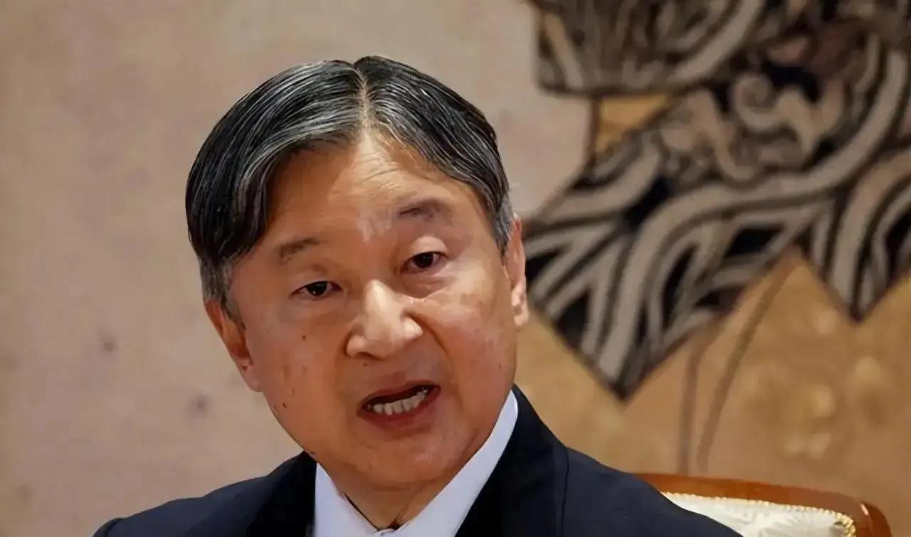 [兔子]德仁天皇当众内涵高市早苗，70 年来头一遭

6 月 10 日，日本七大