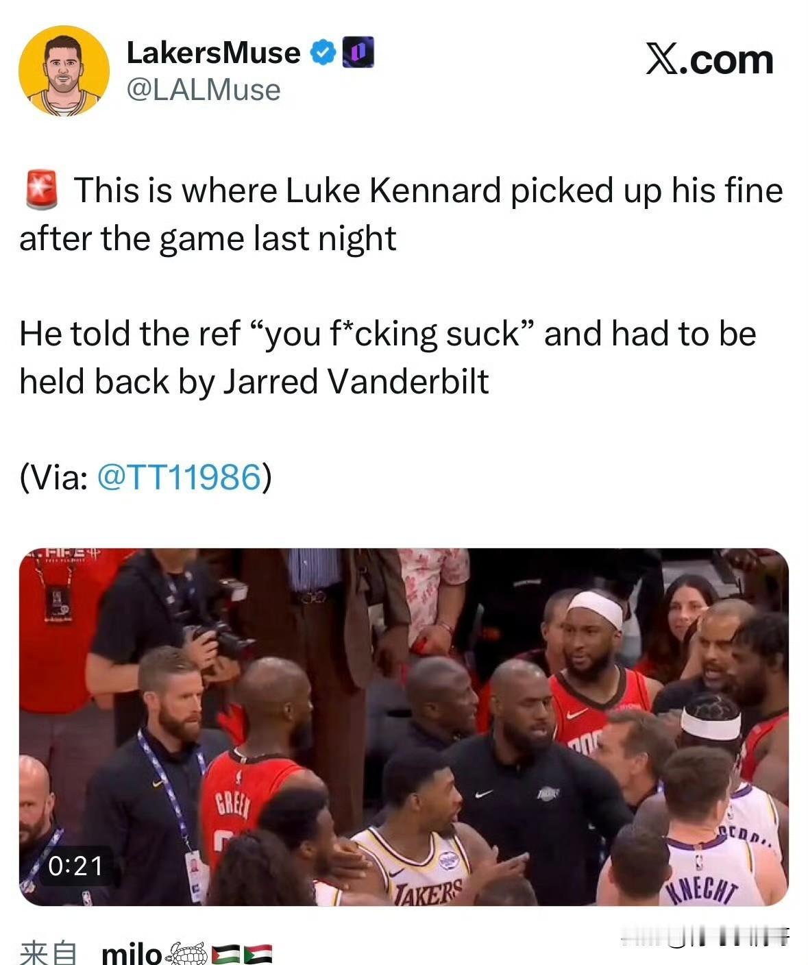 东契奇准备掏钱吧！！！肯纳德言辞不当，被罚款2.5万美元！

根据NBA官方公布