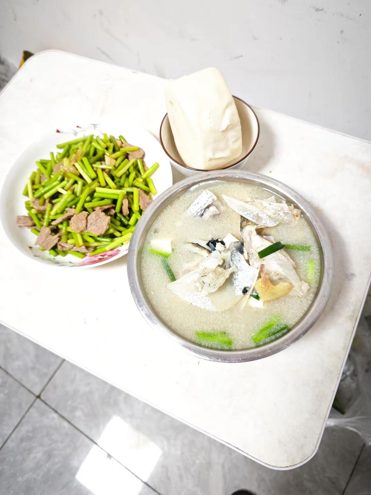 怀大儿子的时候没什么可吃的，现在怀二宝，我就把怀大宝没得吃的，现在翻倍的讨回来，