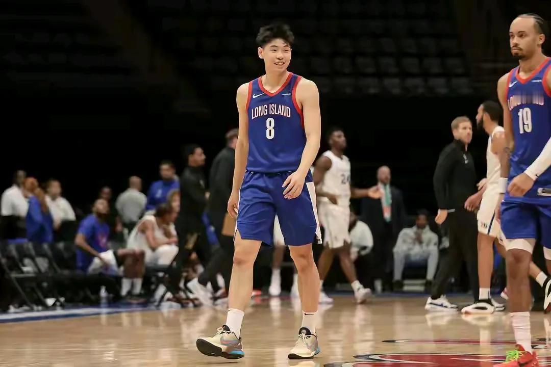 中国球员时隔多年再次在NBA打出漂亮一战。坚持就有收获，崔永熙迎来NBA历程最佳