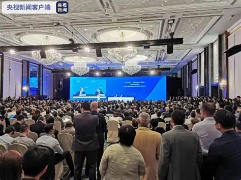 12 场会议直接戳中全球痛点！香山论坛把战火、AI 军备、太空安全全部摆上桌面。