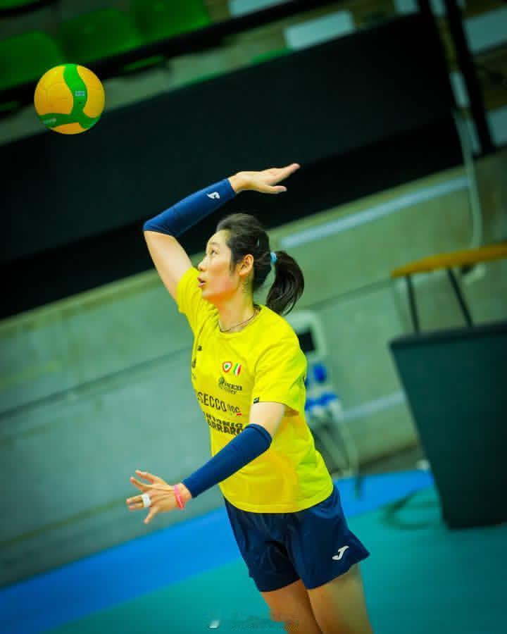 朱婷 备战欧冠之婷Always ready 🔥It’s CEV Champio