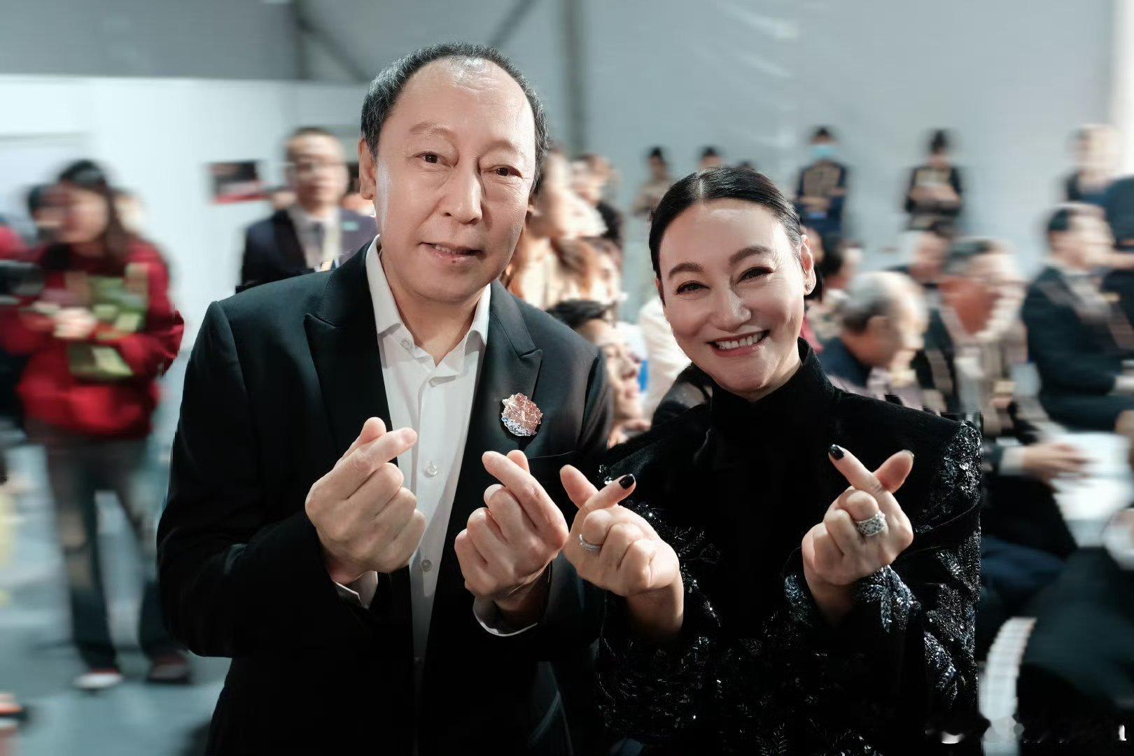 跟着惠英红解锁金鸡奖记忆！珍贵碎片曝光，见证高光瞬间！ 