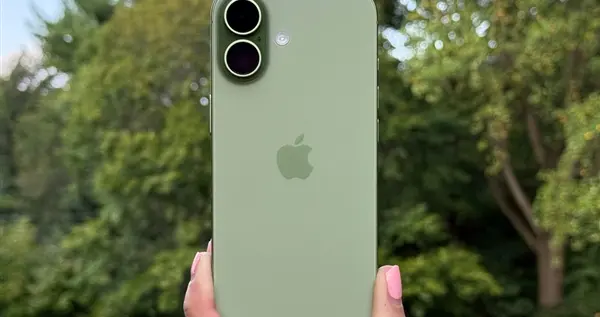 告别8GB时代！iPhone 18将升级为12GB内存：苹果已提前采购