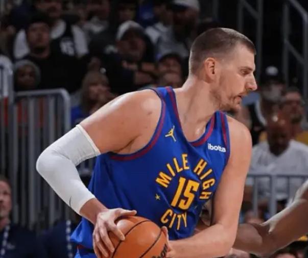 麦迪一针见血啊！
 
火箭名宿麦迪在节目中对约基奇的评价，精准道出了这位巨星最特