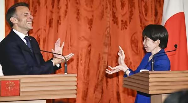 法国总统马克龙颠颠的跑去倭国，会后还发表“联合声明”强调台海和平稳定，敦促通过对