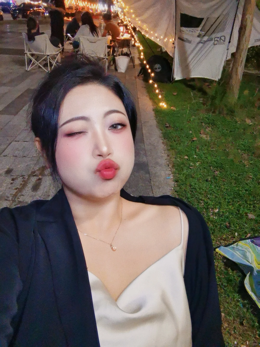 出门还是老实点