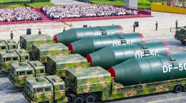 留美专家赵通，公开喊话让中国人好好反思，把造核武器的精力和财力都省下来去搞建设。