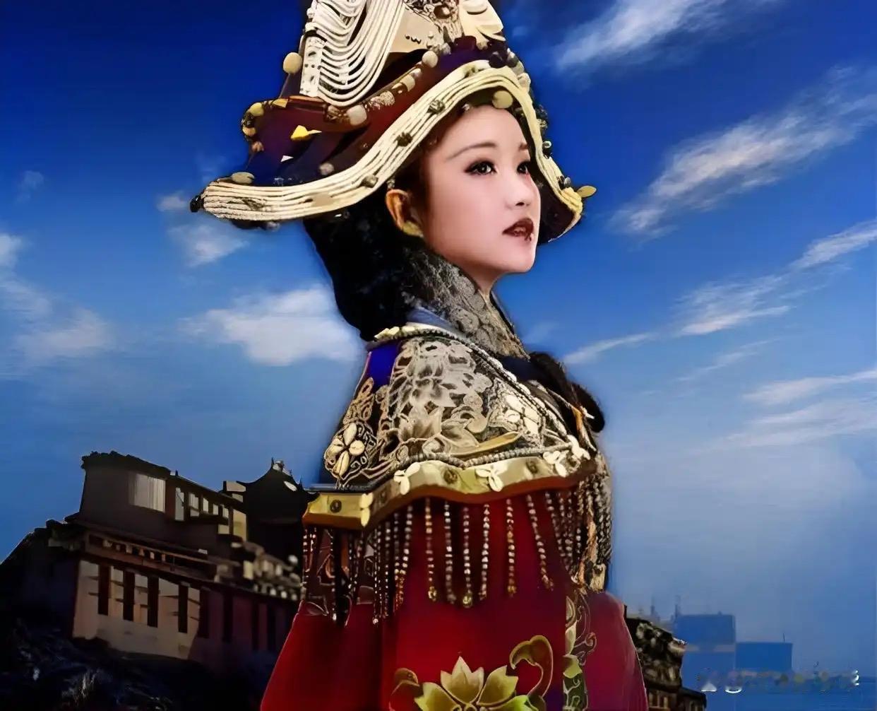 文成公主入藏，不仅是汉藏联姻的佳话，更带去中原文化与技艺，推动了吐蕃的发展，成为