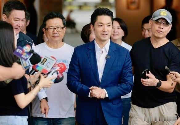 蒋万安痛批赖清德！岛内现在被毒油风波闹得人心惶惶，大家出门吃饭都提心吊胆，台北市