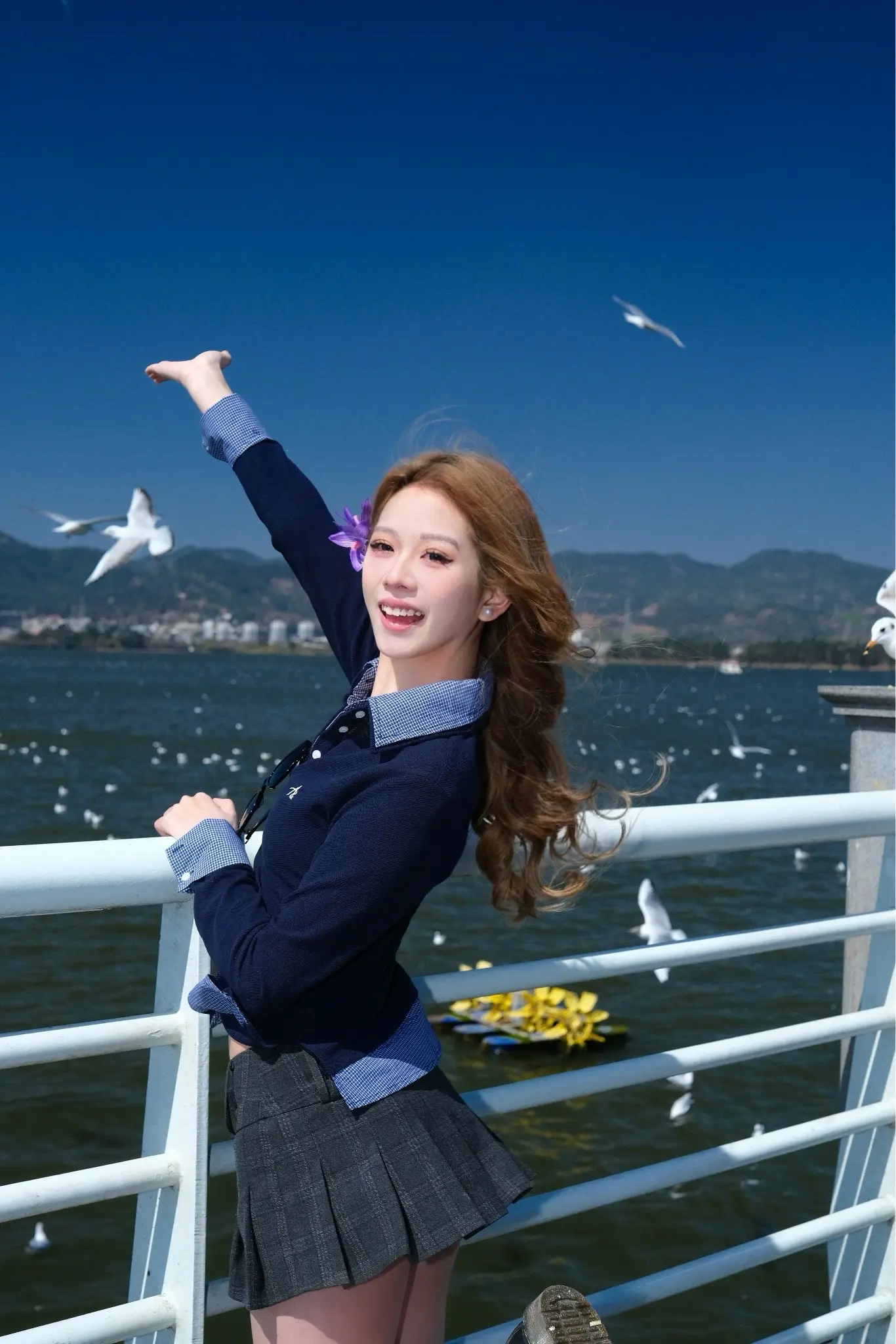 我们邂逅又相聚