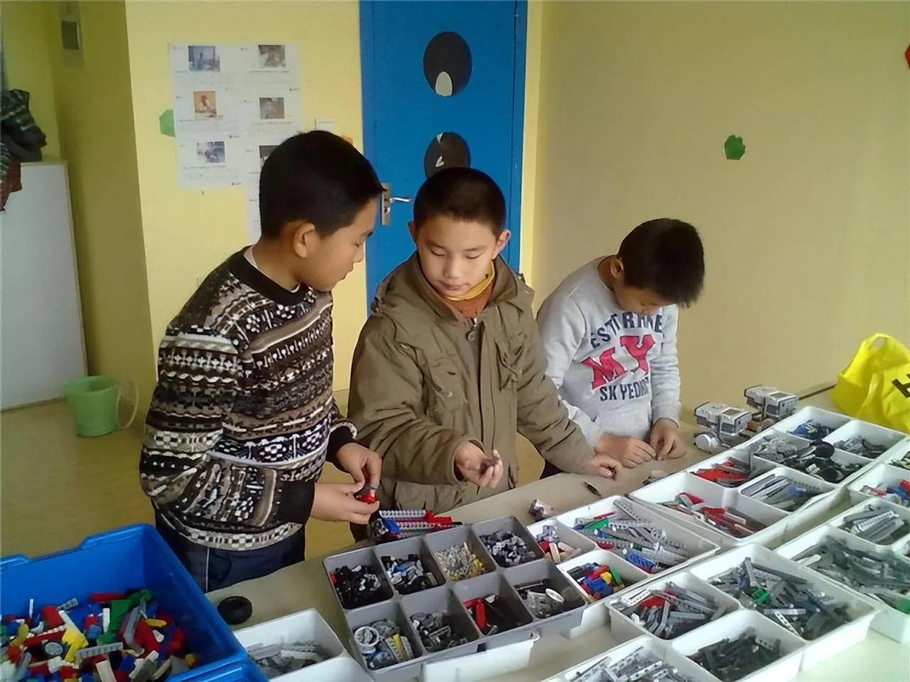 学霸从小就有四个特质，学渣是装不出来的，你家孩子占了几条？

很多家长以为成绩差