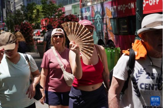 欧洲热到死人、新疆直奔50℃、东北却还在过“假夏天”——2026年这天气到底还能