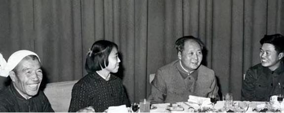 陈永贵一共有三个儿子，大儿子在山西昔阳县宣传部工作，直到退休；二儿子进入了部队，