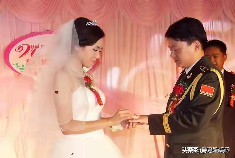 【神开头】军婚变"杀猪盘"？417人聊天群被曝光，专门瞄准退伍兵辛苦攒下的钱！