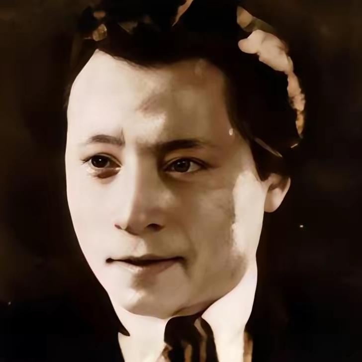 姐姐孙维世在狱中惨死七年之后，她的亲妹妹孙新世做出了一个令整个北京城为之震动的决