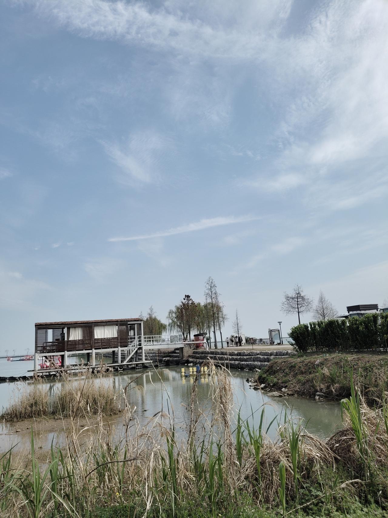 【霍尔木兹海峡通行有很大的增加[赞][赞][赞][赞]】霍尔布兹海峡 霍尔木兹海