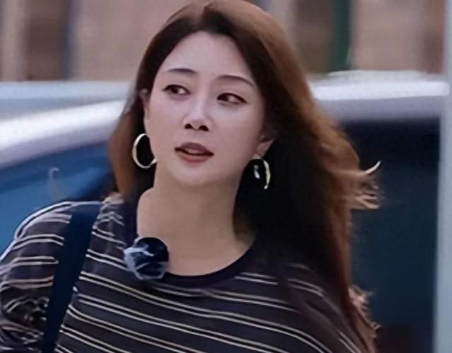 殷桃承认“嫌弃”邓为，这才是内娱该有的活人感