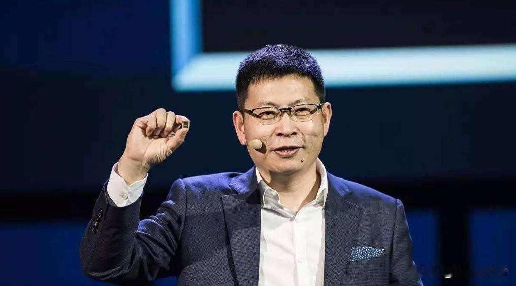 华为Mate10，麒麟970，10nm工艺。
华为Mate20，麒麟980，7n