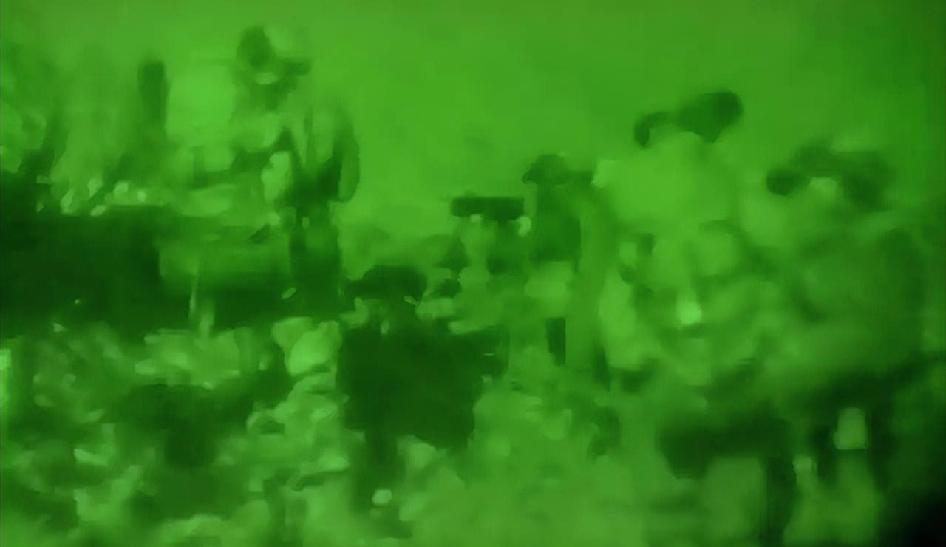以军连日进攻黎巴嫩利塔尼河以北的战略要地阿里·塔赫尔山，至今未能得手，反而损失很