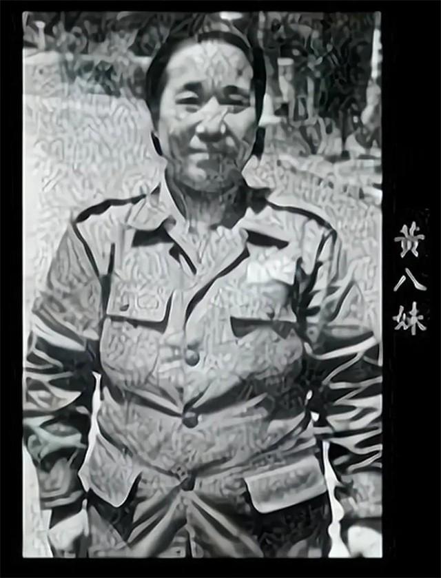 1937年，一位女土匪突然要求见杜月笙，见面第一句就是：“我要打鬼子，求你来支援