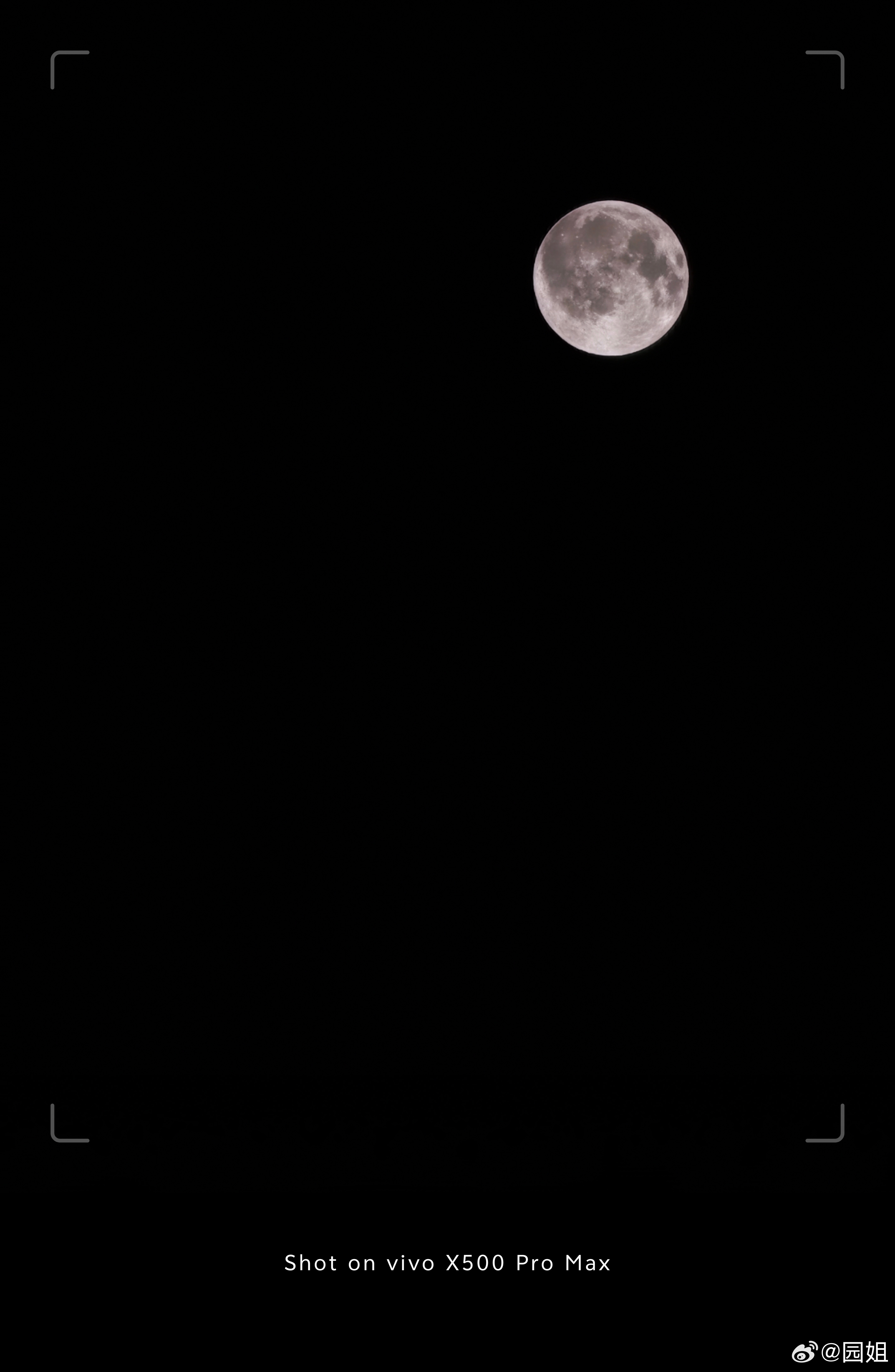 记录一下今年的月亮，昨天阴天拍不到，今天天气好。 ​​​